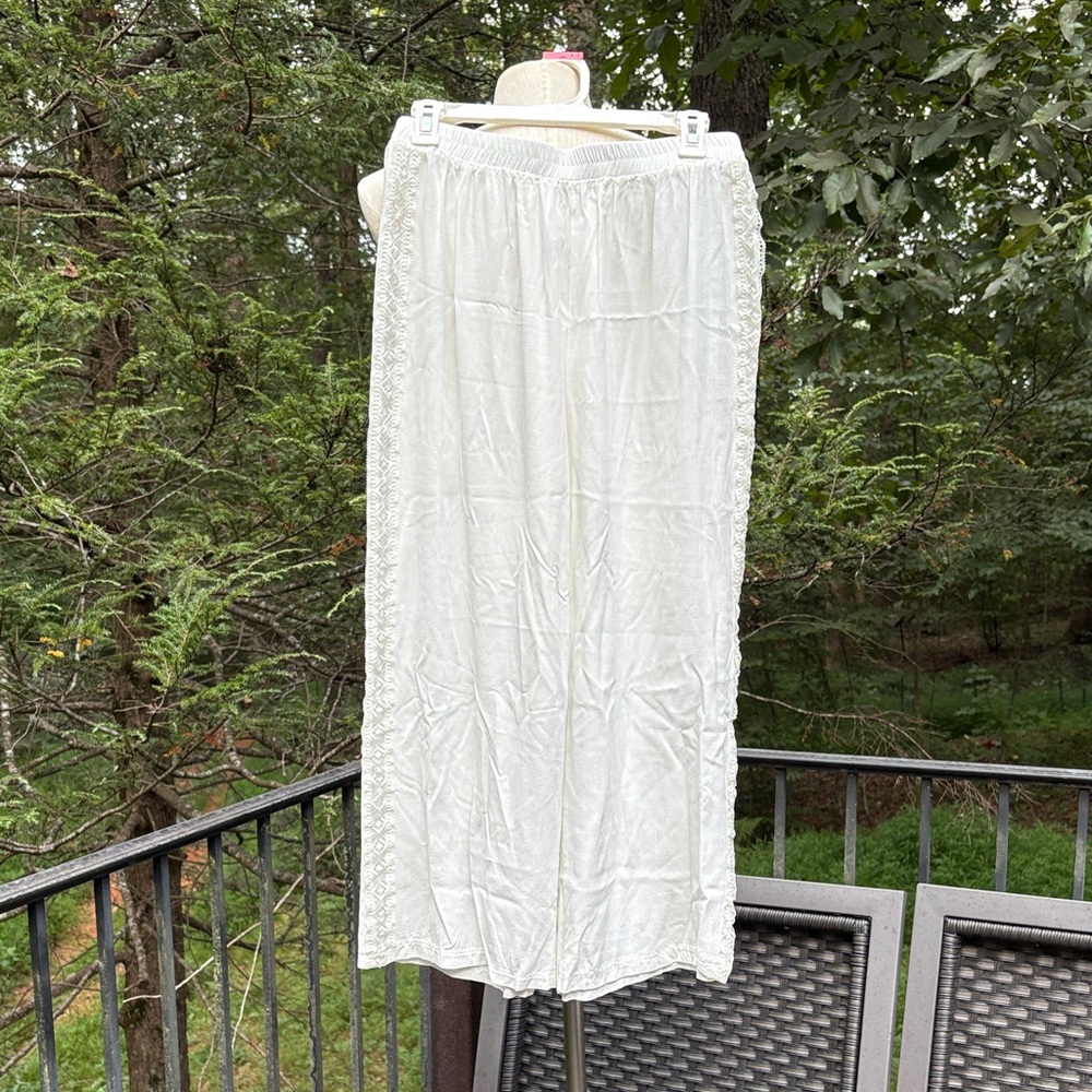 Elegant White see through Lace pants. Sz. L